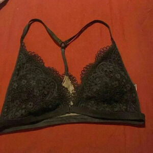 Victorias Secret black lace bra size M